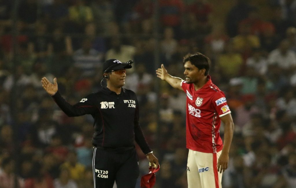 Sandeep Sharma-Kings XI Punjab-umpire