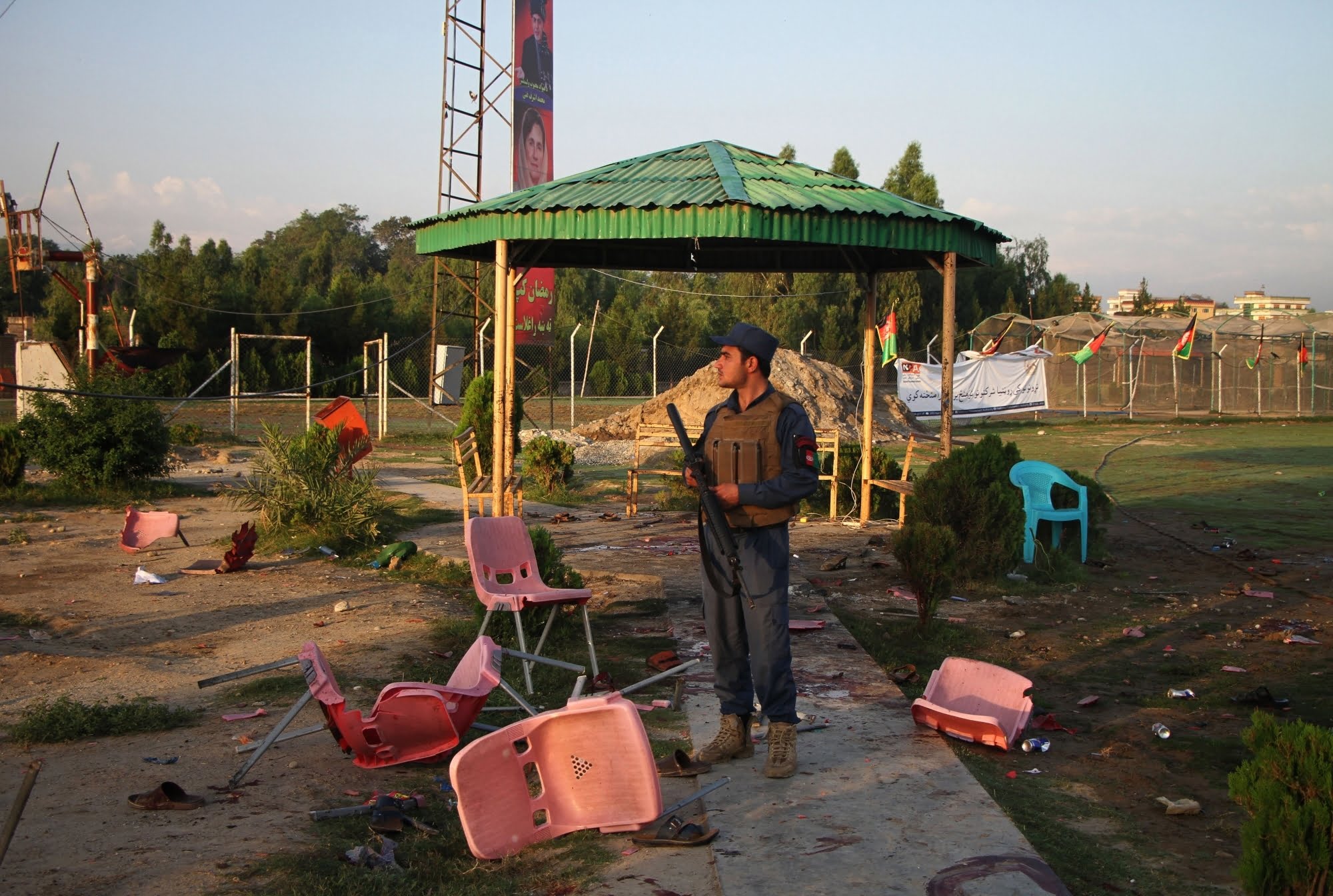 8 killed in explosions at Afghanistan stadium