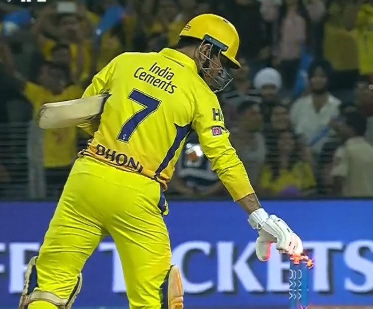 Image result for dhoni CSK DIEV