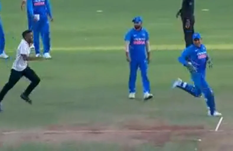 dhoni