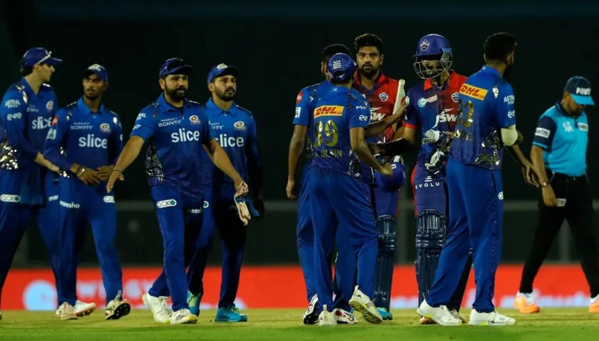 IPL 2022  Mumbai Indians and Delhi Capitals have a weakened bowling  department, says Ravi Shastri