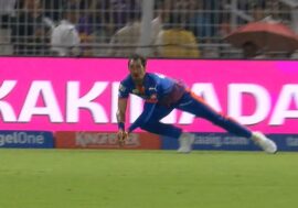 Mitchell Starc