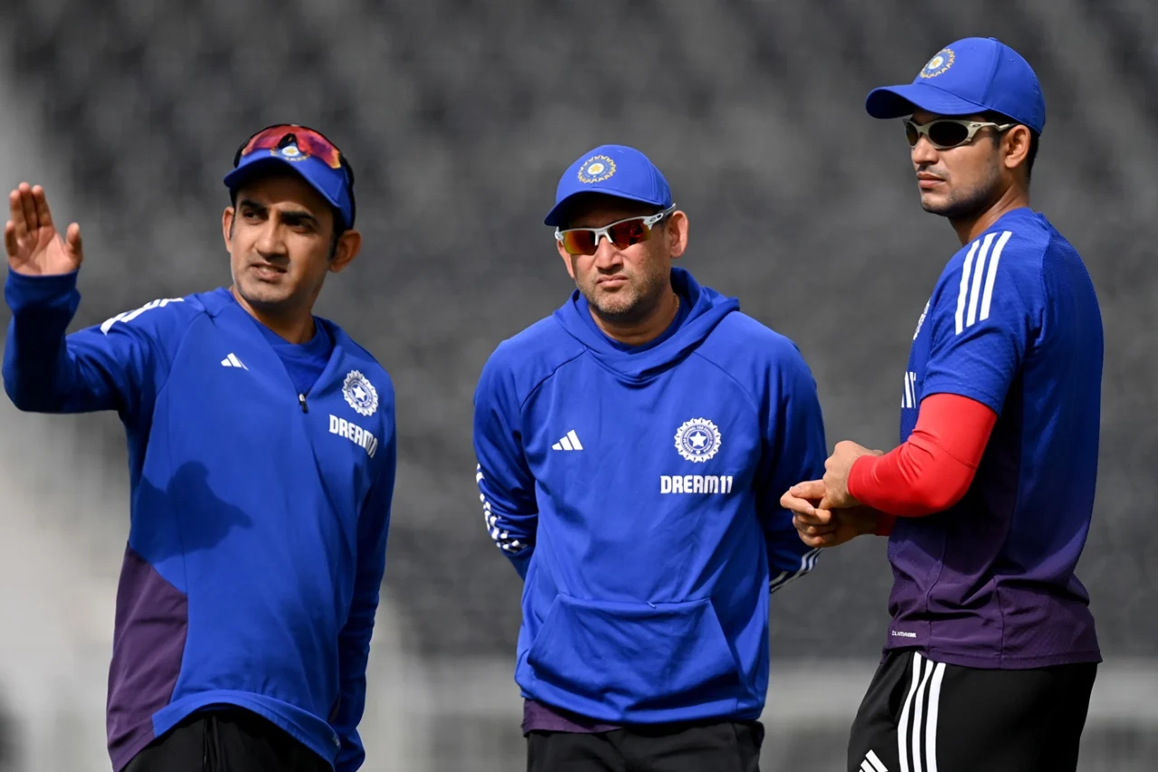 Gautam Gambhir, chief selector Ajit Agarkar and Shubman Gill 