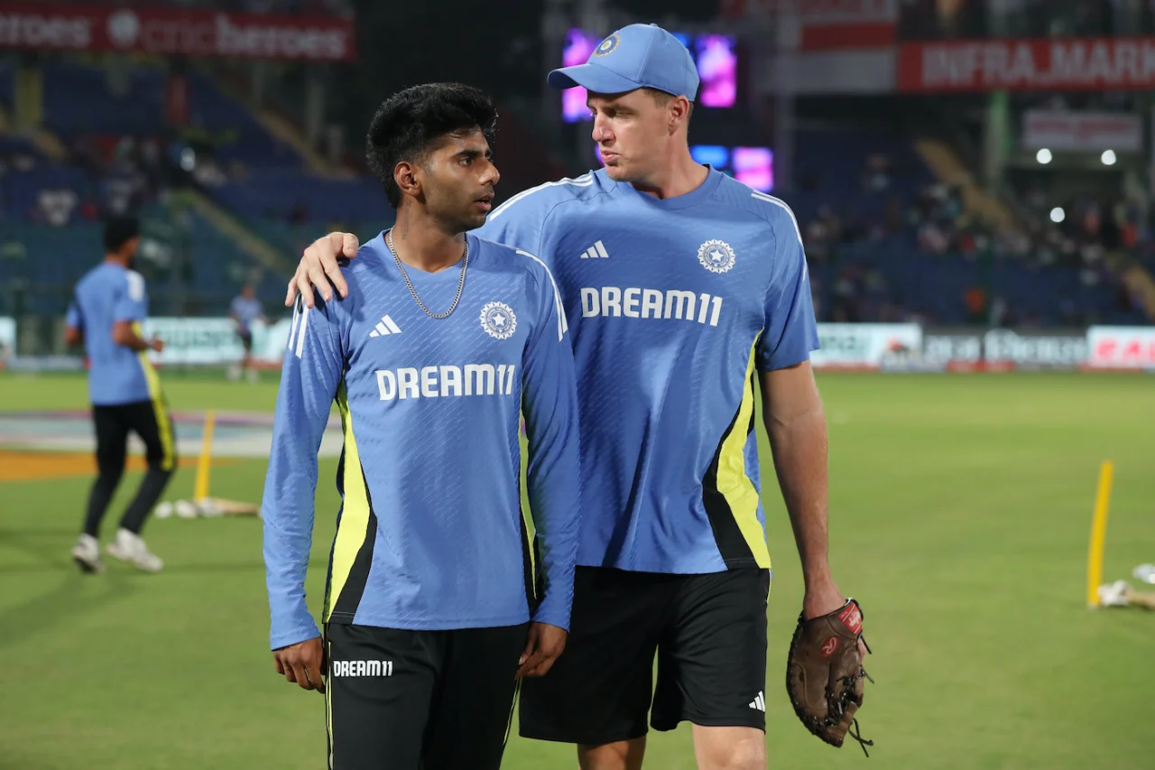 Mayank Yadav and Morne Morkel
